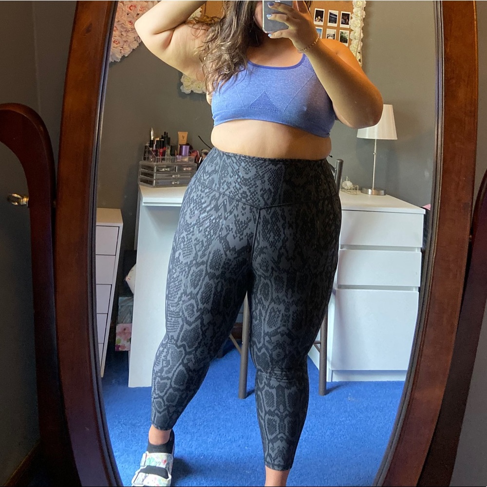Snake Print cropped leggings